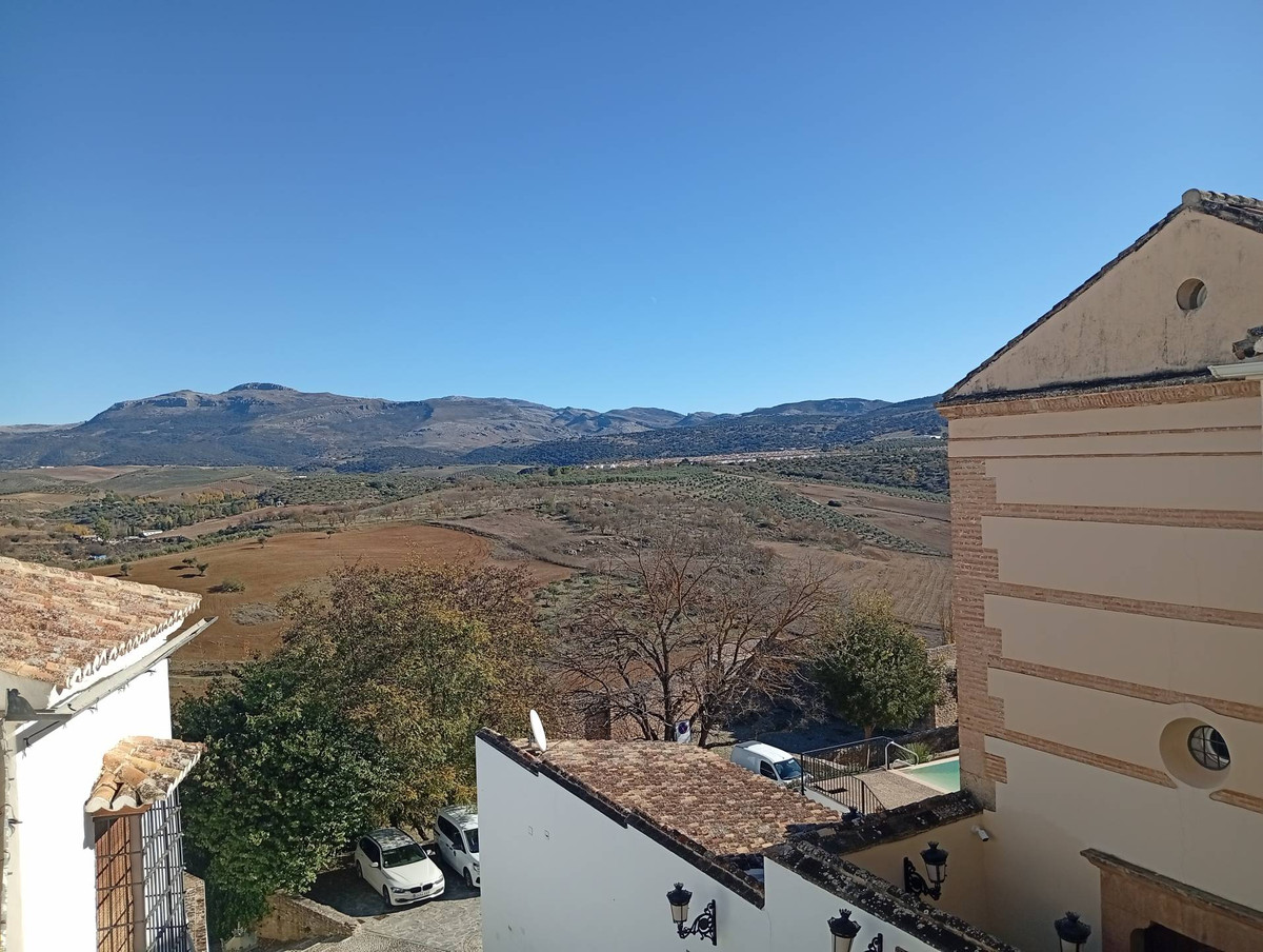 Huis met 6 slaapkamers in Ronda in Ronda - foto 4