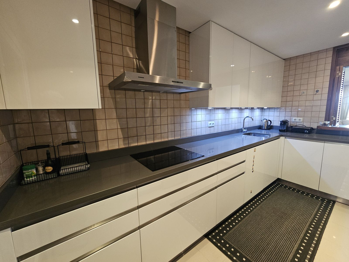 2-slaapkamer appartement op de begane grond in Nueva Andalucía in Nueva Andalucía - foto 17