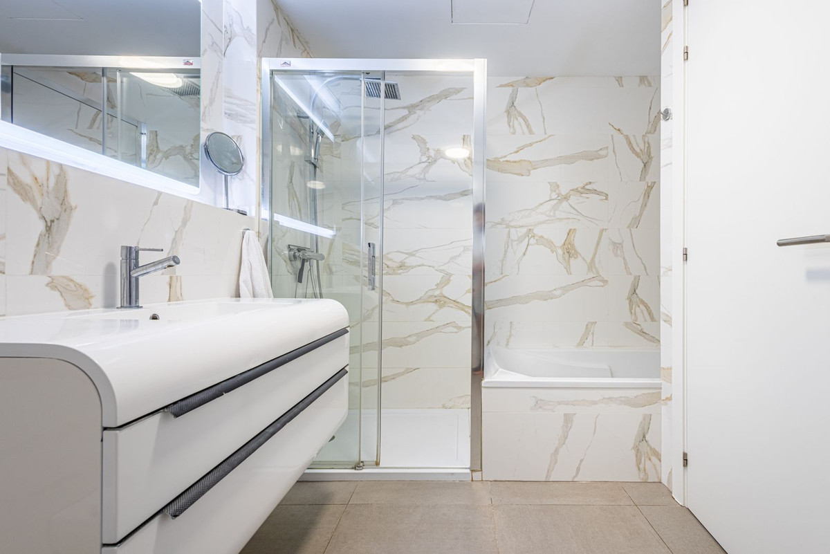 Drie-slaapkamer appartement in Fuengirola in Fuengirola - foto 19