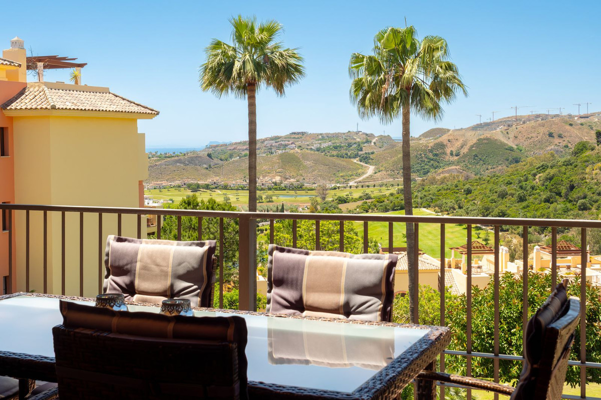 Drie-slaapkamer appartement in La Finca, Los Arqueros in Los Arqueros - foto 11