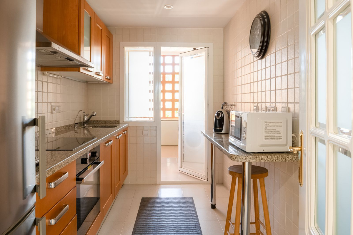 Drie-slaapkamer appartement in La Finca, Los Arqueros in Los Arqueros - foto 18