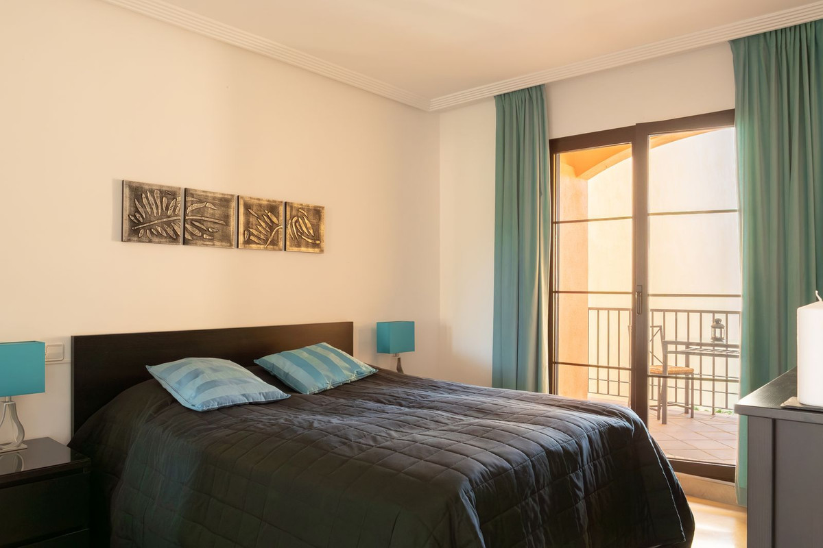Drie-slaapkamer appartement in La Finca, Los Arqueros in Los Arqueros - foto 19