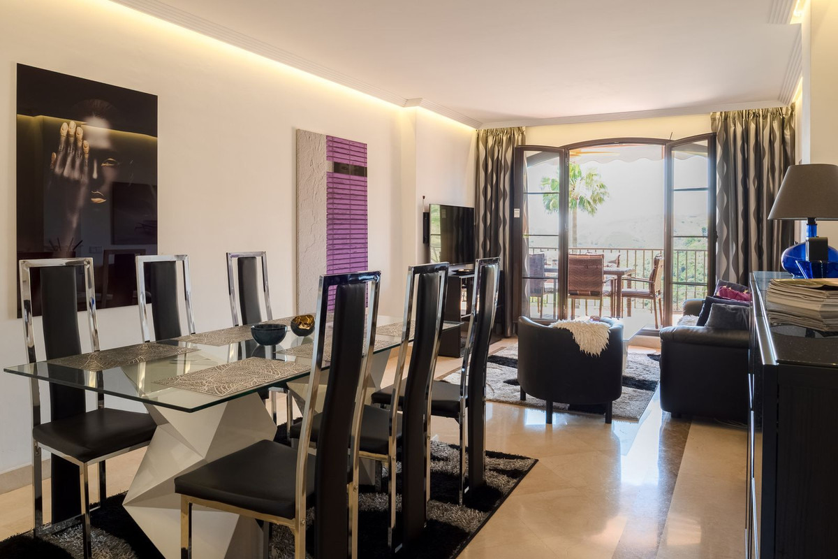Drie-slaapkamer appartement in La Finca, Los Arqueros in Los Arqueros - foto 4