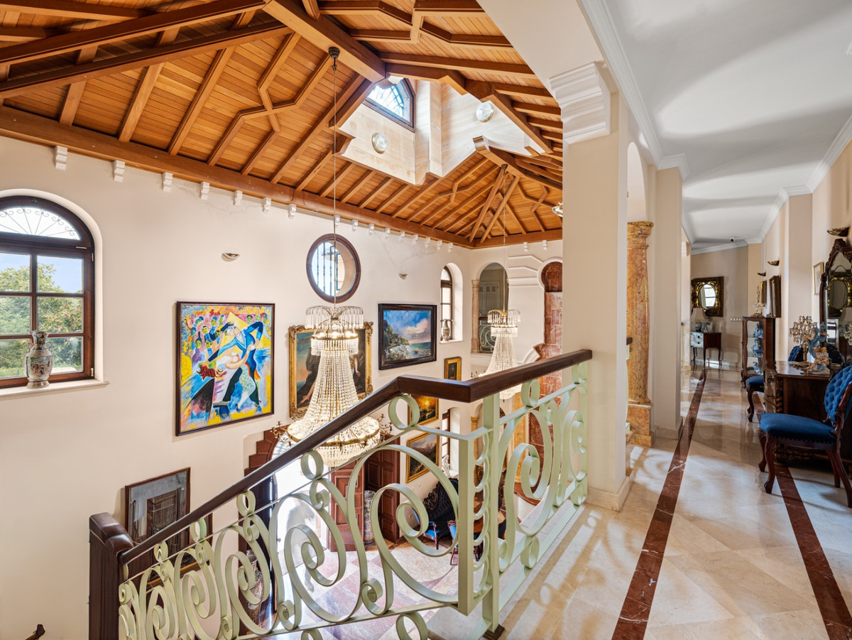 Aloha Palace — 6-slaapkamer villa in Nueva Andalucía in Nueva Andalucía - foto 18