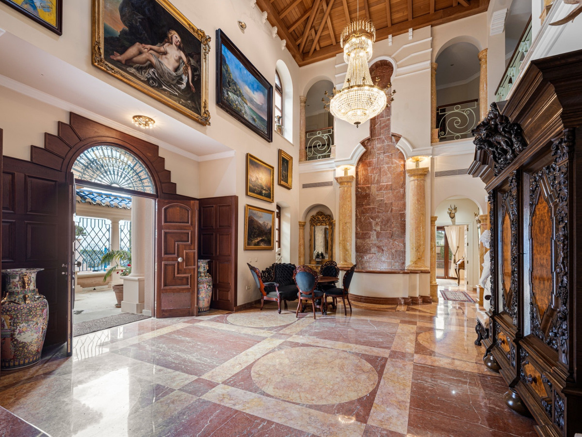 Aloha Palace — 6-slaapkamer villa in Nueva Andalucía in Nueva Andalucía - foto 8