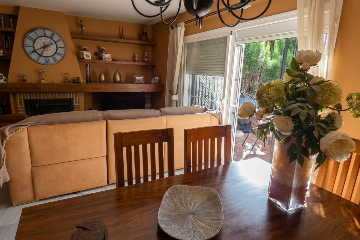 Drie-slaapkamer stadswoning in Marbella in Marbella - foto 18