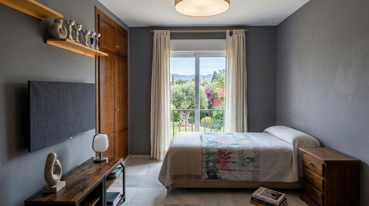 Drie-slaapkamer stadswoning in Marbella in Marbella - foto 8