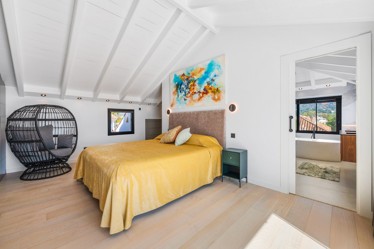 Drie-slaapkamer duplex penthouse op Marbella’s Golden Mile in The Golden Mile - foto 16