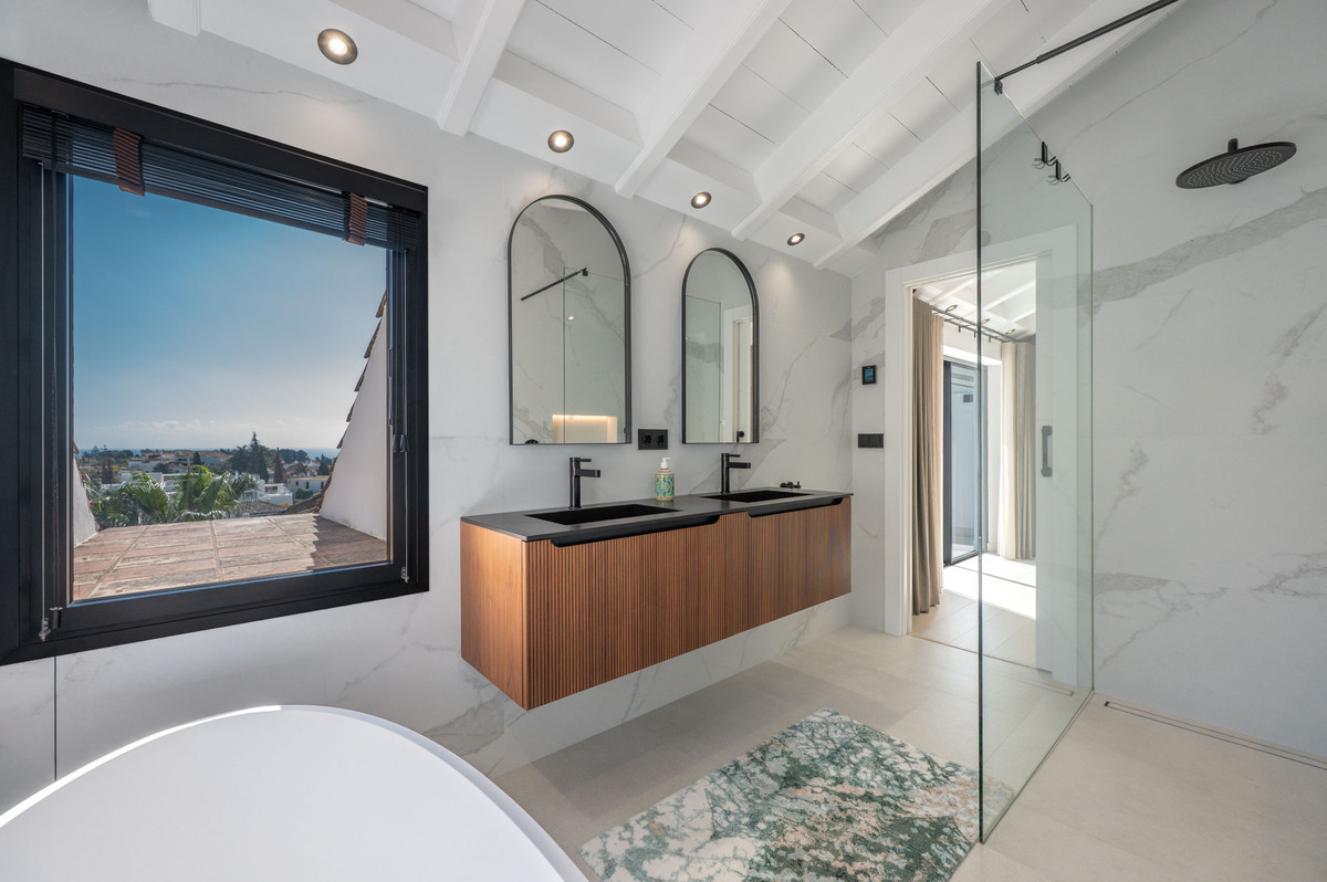 Drie-slaapkamer duplex penthouse op Marbella’s Golden Mile in The Golden Mile - foto 18