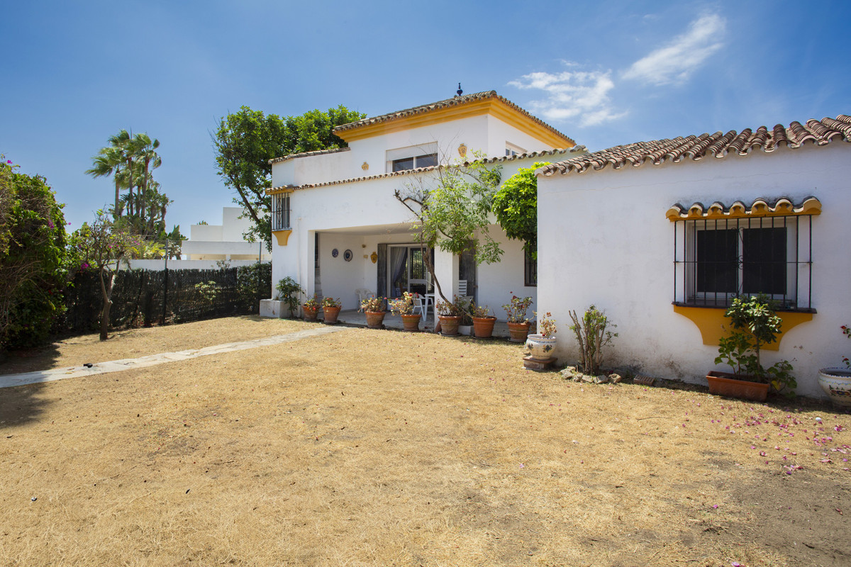 4-slaapkamer villa Guadalmina Baja | Frontline golf en strand nabij in Guadalmina Baja - foto 2