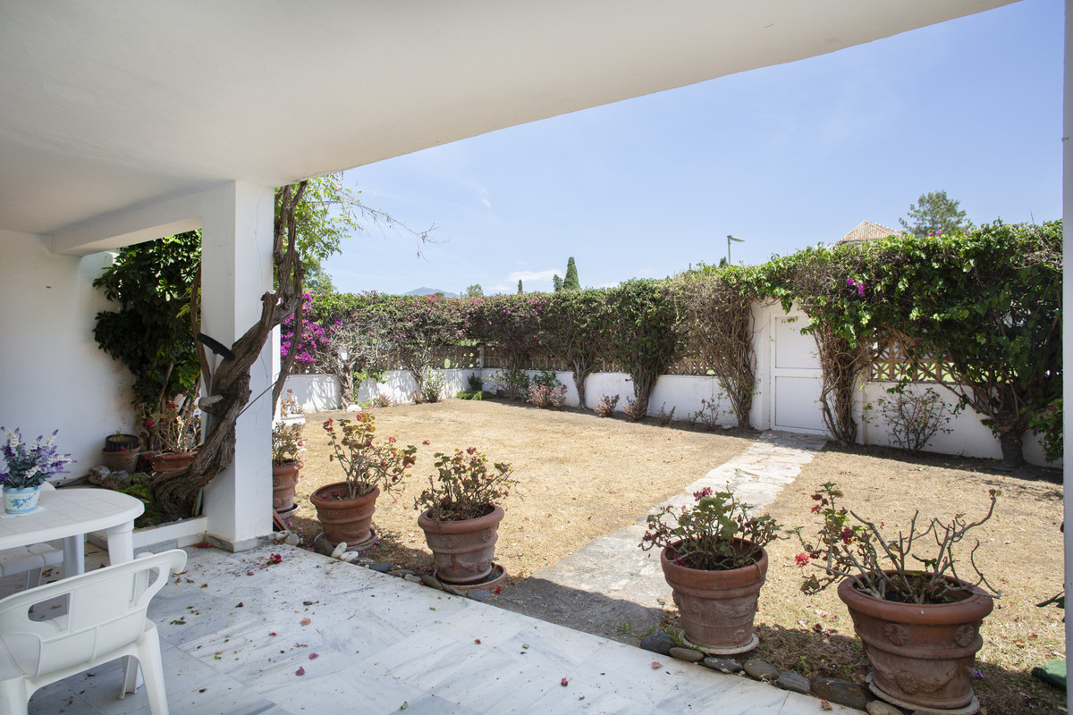 4-slaapkamer villa Guadalmina Baja | Frontline golf en strand nabij in Guadalmina Baja - foto 16
