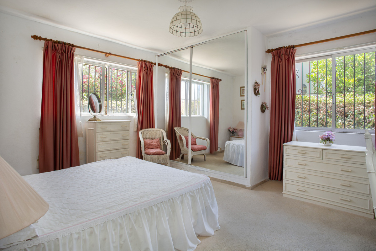 4-slaapkamer villa Guadalmina Baja | Frontline golf en strand nabij in Guadalmina Baja - foto 8