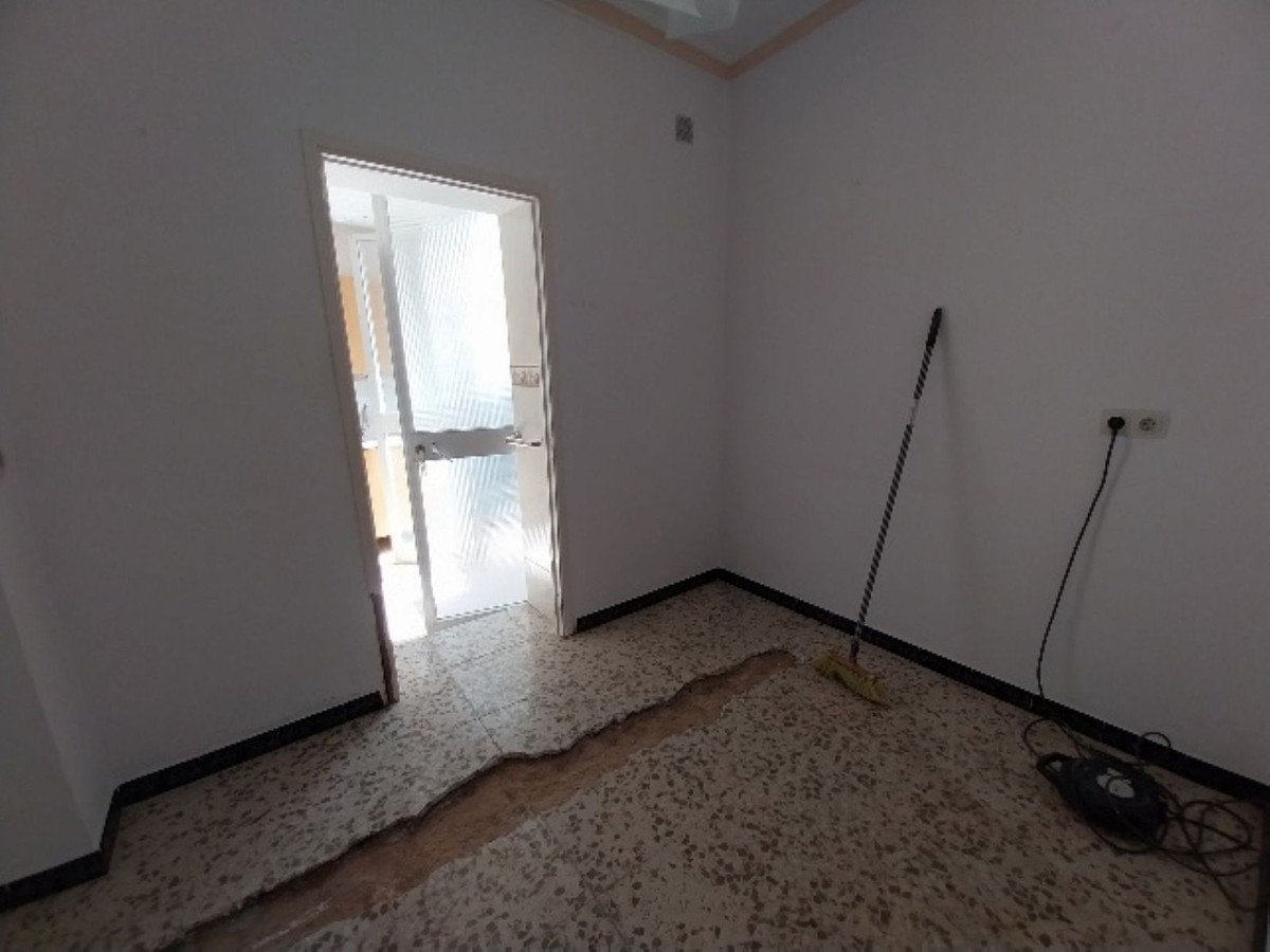 4-slaapkamerwoning in Alhaurín el Grande in Alhaurín el Grande - foto 11