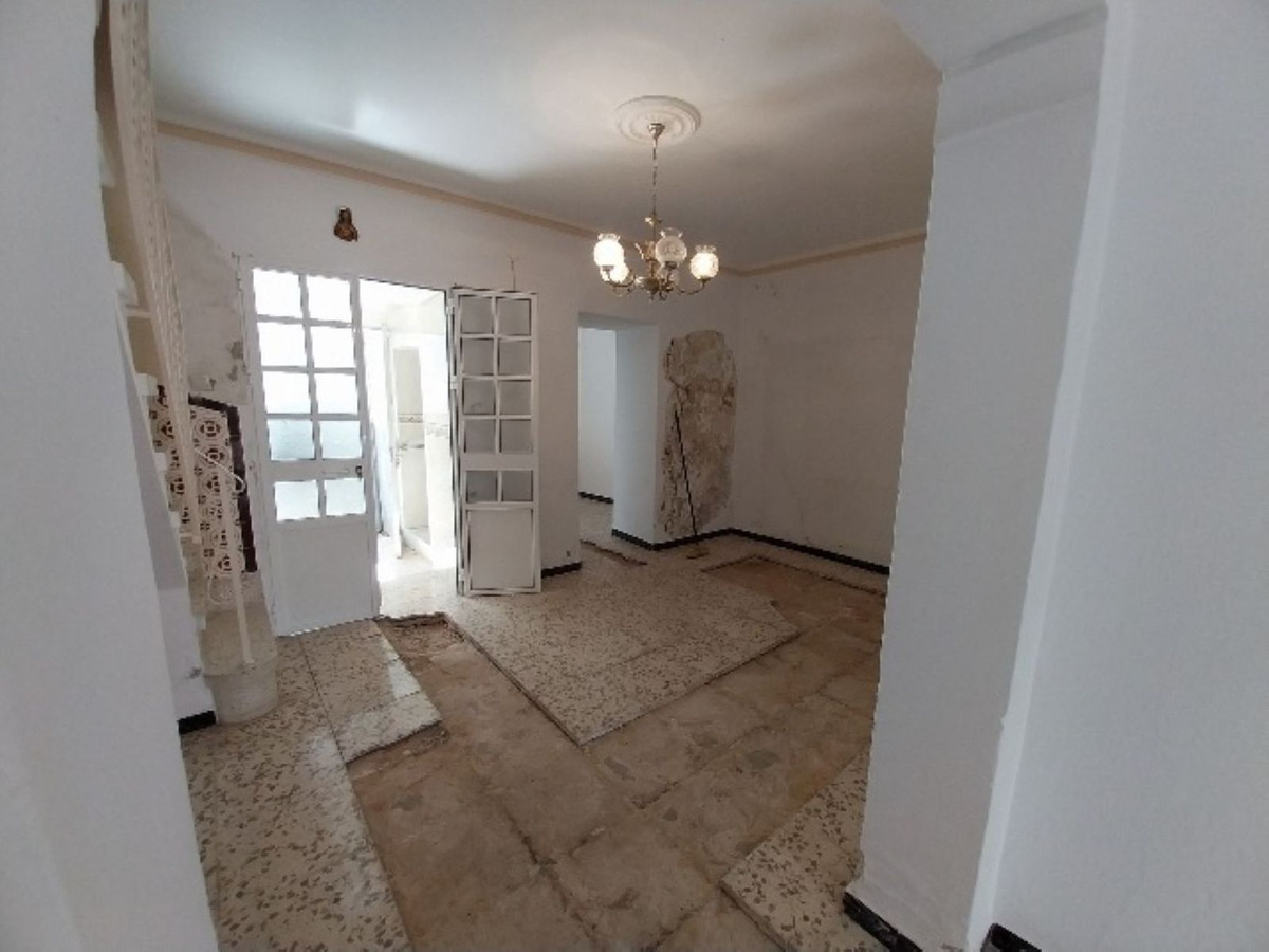 4-slaapkamerwoning in Alhaurín el Grande in Alhaurín el Grande - foto 3