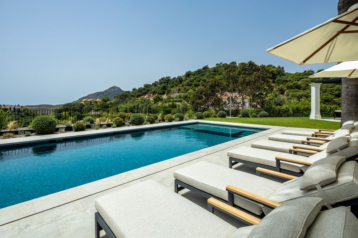 Villa Liora in La Zagaleta – Luxe vijf-slaapkamer villa in La Zagaleta - foto 3