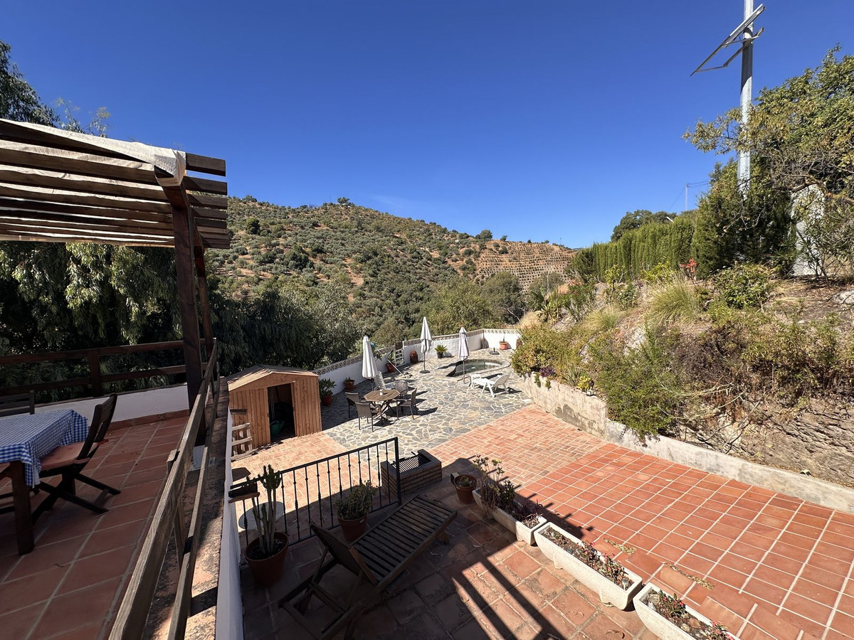 Finca met 6 slaapkamers in Comares in Comares - foto 13