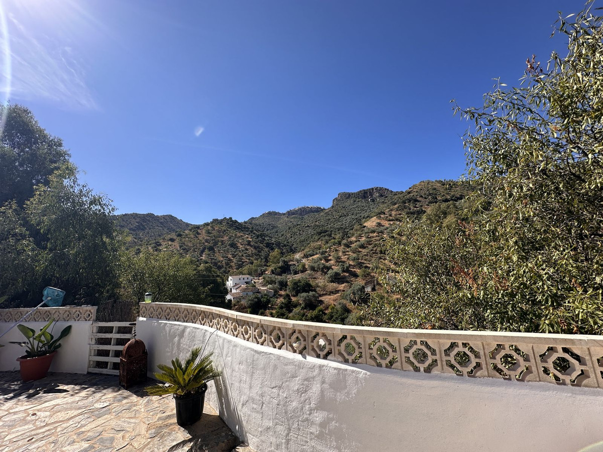 Finca met 6 slaapkamers in Comares in Comares - foto 3