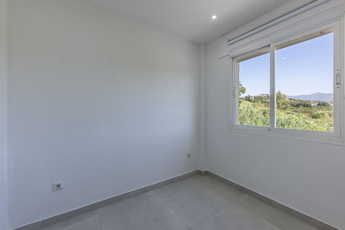 Drie-slaapkamerwoning in Estepona in Estepona - foto 4