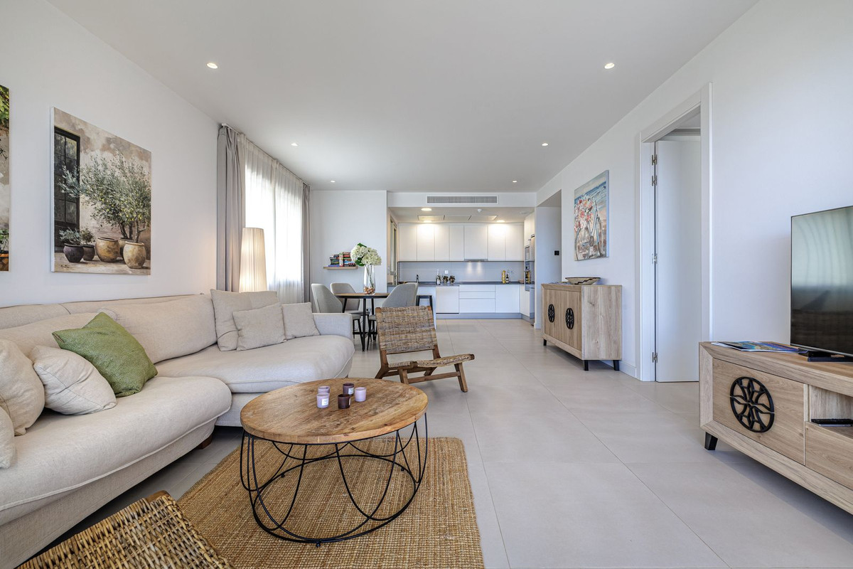 3-slaapkamer appartement in Estepona – Las Mesas Scenic, €799.000 in Estepona - foto 4