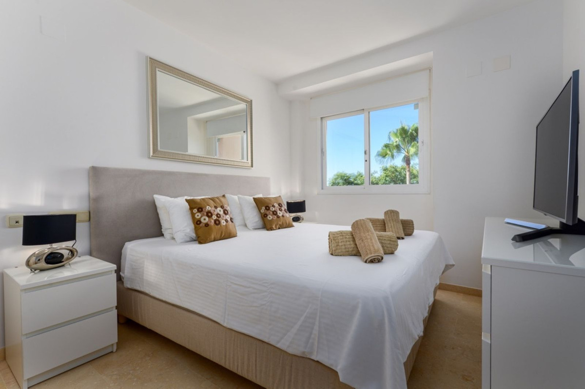 Appartement met twee slaapkamers in Elviria in Elviria - foto 4
