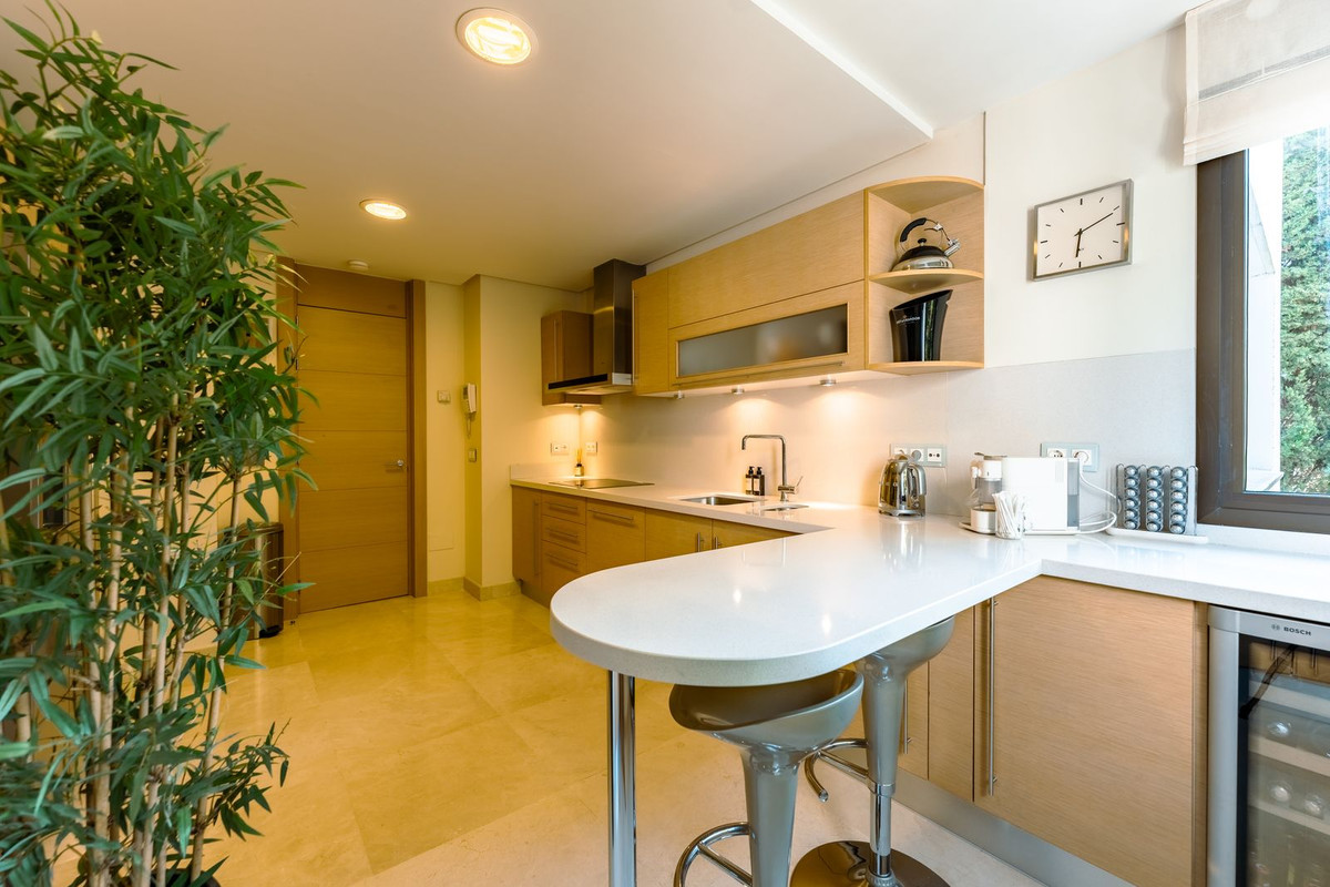 2-slaapkamer hoekappartement in La Quinta Greens, Benahavís in La Quinta - foto 11