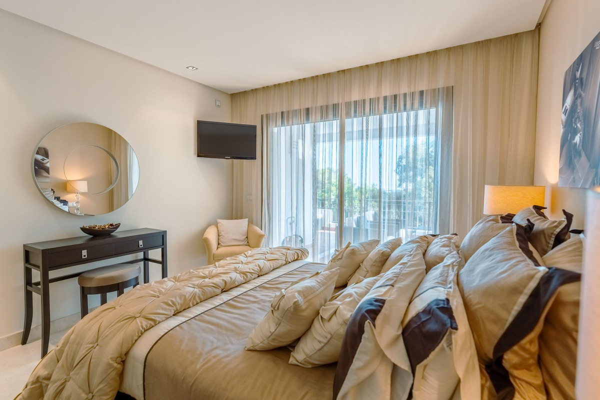 2-slaapkamer hoekappartement in La Quinta Greens, Benahavís in La Quinta - foto 16