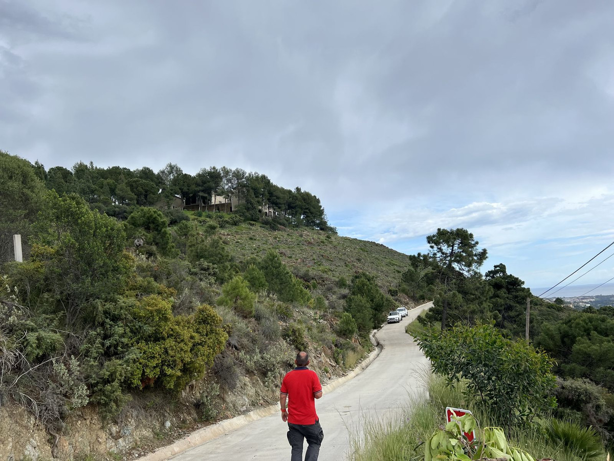 Kavel in El Madroñal, Benahavís (Málaga) – 6.310,60 m² met twee kavels in El Madroñal - foto 4