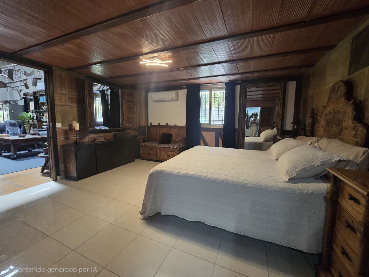 Vrijstaande villa met 5 slaapkamers in Rincón de la Victoria in Rincón de la Victoria - foto 7