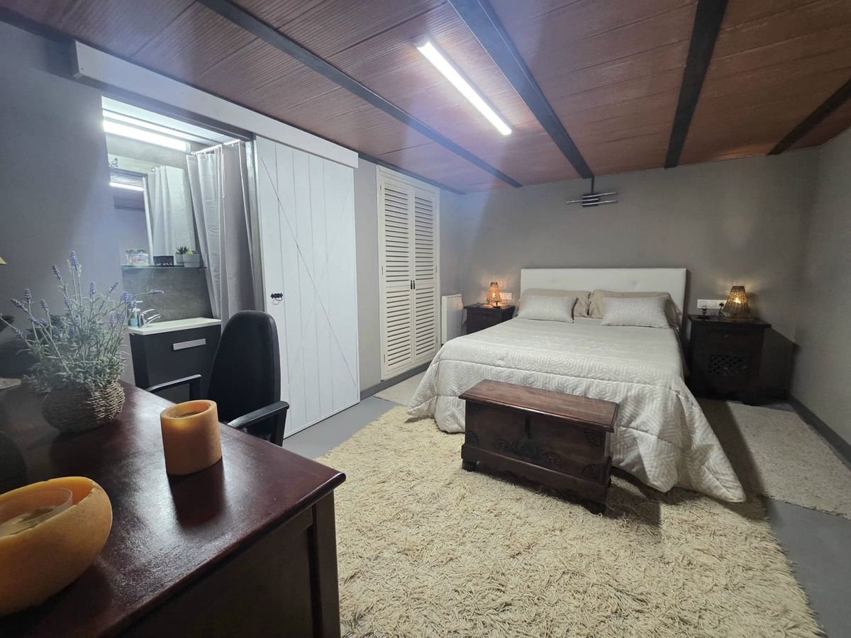 Vrijstaande villa met 5 slaapkamers in Rincón de la Victoria in Rincón de la Victoria - foto 9