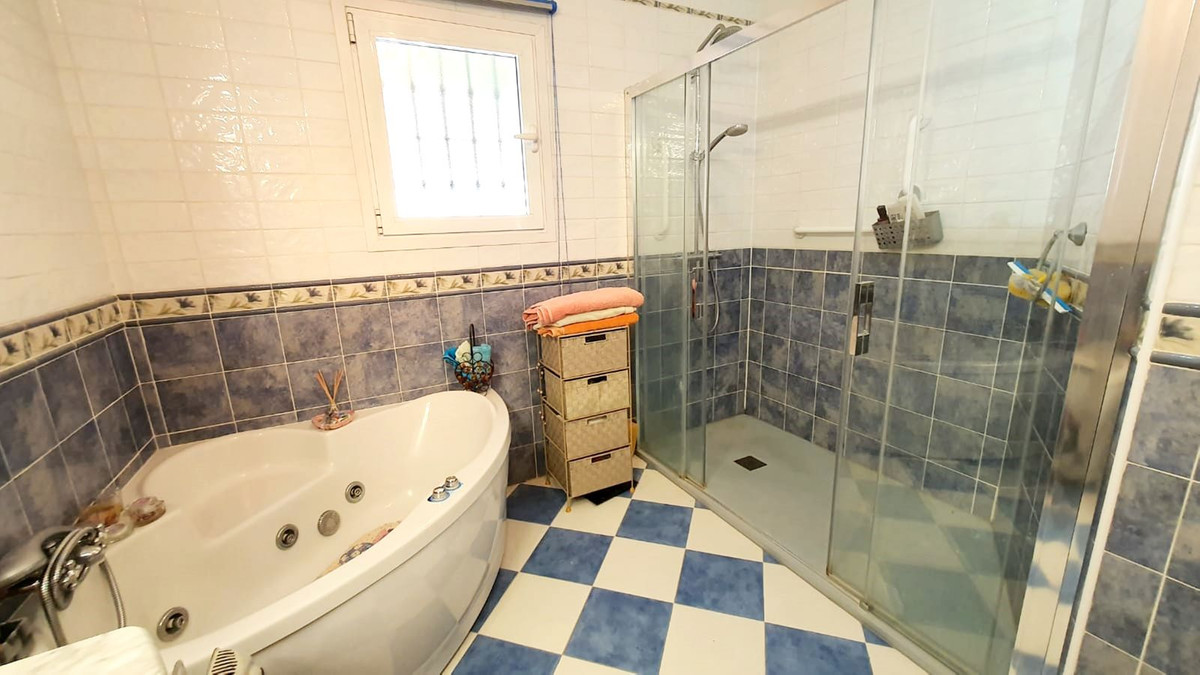 4-slaapkamer villa in Torreblanca in Torreblanca - foto 4