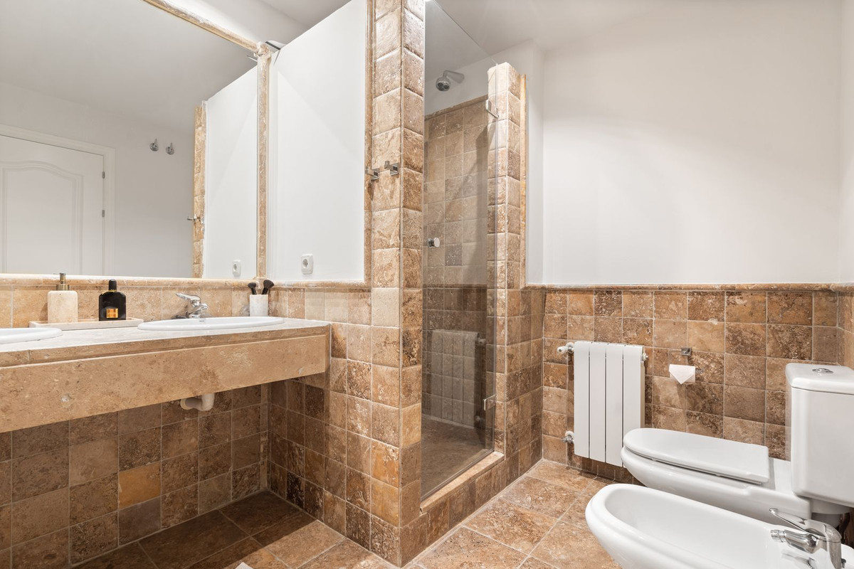 Appartement met 2 slaapkamers in Benahavís in Benahavís - foto 19