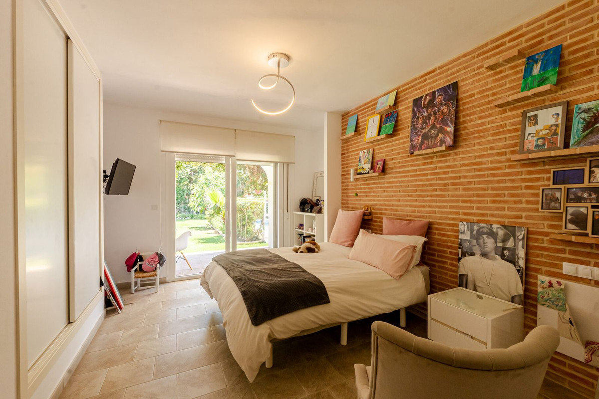 Villa met 4 slaapkamers in San Pedro de Alcántara in San Pedro de Alcántara - foto 18
