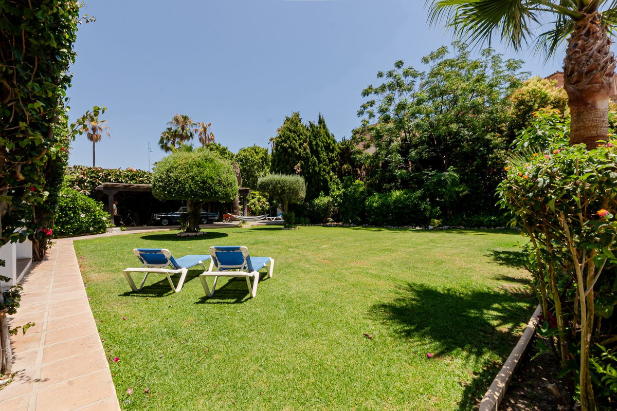 Villa met 4 slaapkamers in San Pedro de Alcántara in San Pedro de Alcántara - foto 9