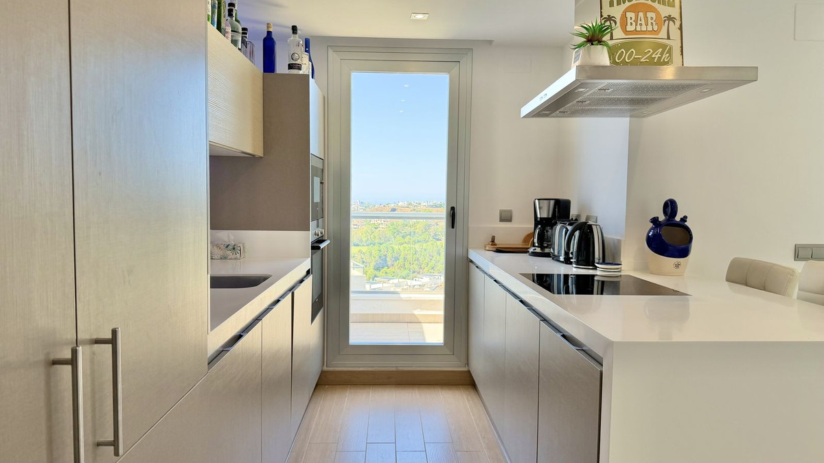 Avalon 5 – Hoekpenthouse met panoramisch zee-, golf- en bergzicht in Los Arqueros in Los Arqueros - foto 12
