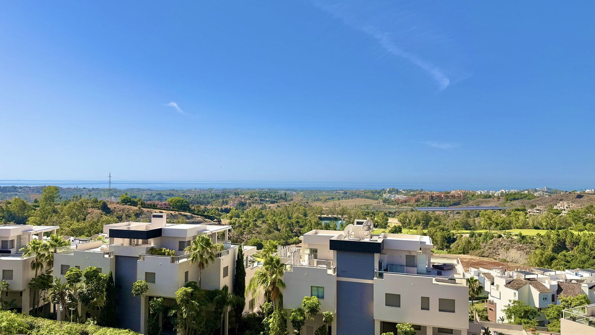 Avalon 5 – Hoekpenthouse met panoramisch zee-, golf- en bergzicht in Los Arqueros in Los Arqueros - foto 5