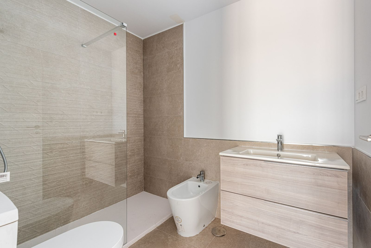 Appartement met 2 slaapkamers in Estepona in Estepona - foto 13