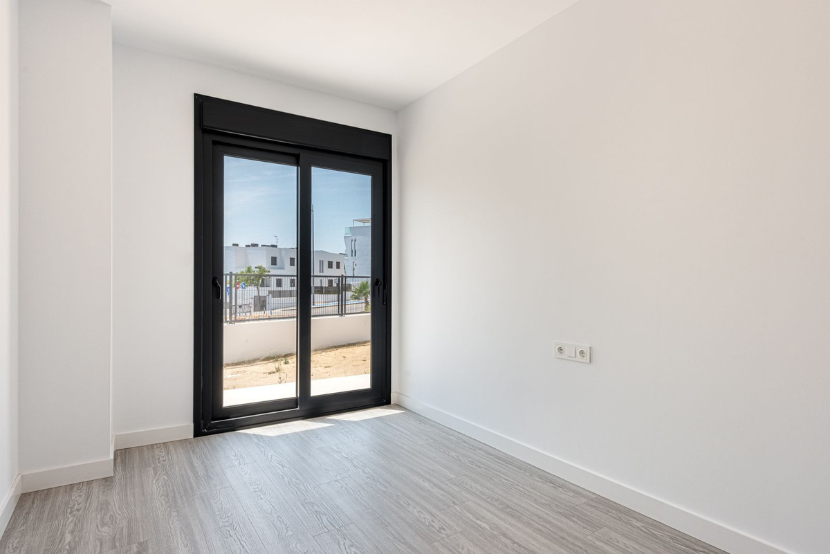 Appartement met 2 slaapkamers in Estepona in Estepona - foto 9