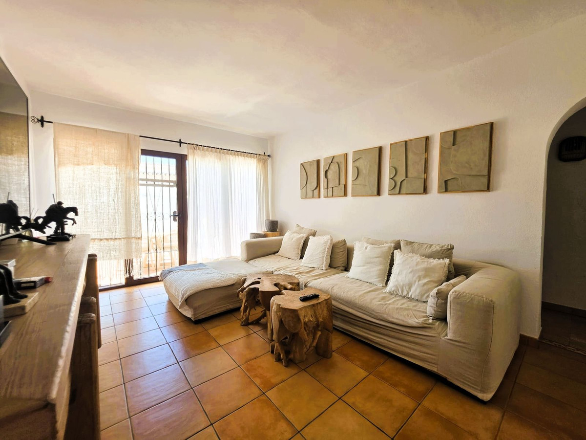 Estepona – 3-slaapkamer villa met zeezicht en inbegrepen renovatieproject in Estepona - foto 18