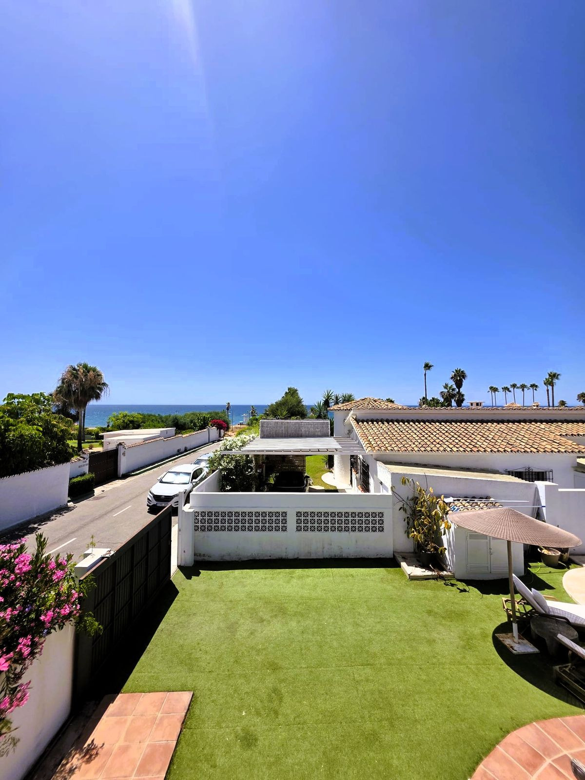 Estepona – 3-slaapkamer villa met zeezicht en inbegrepen renovatieproject in Estepona - foto 7