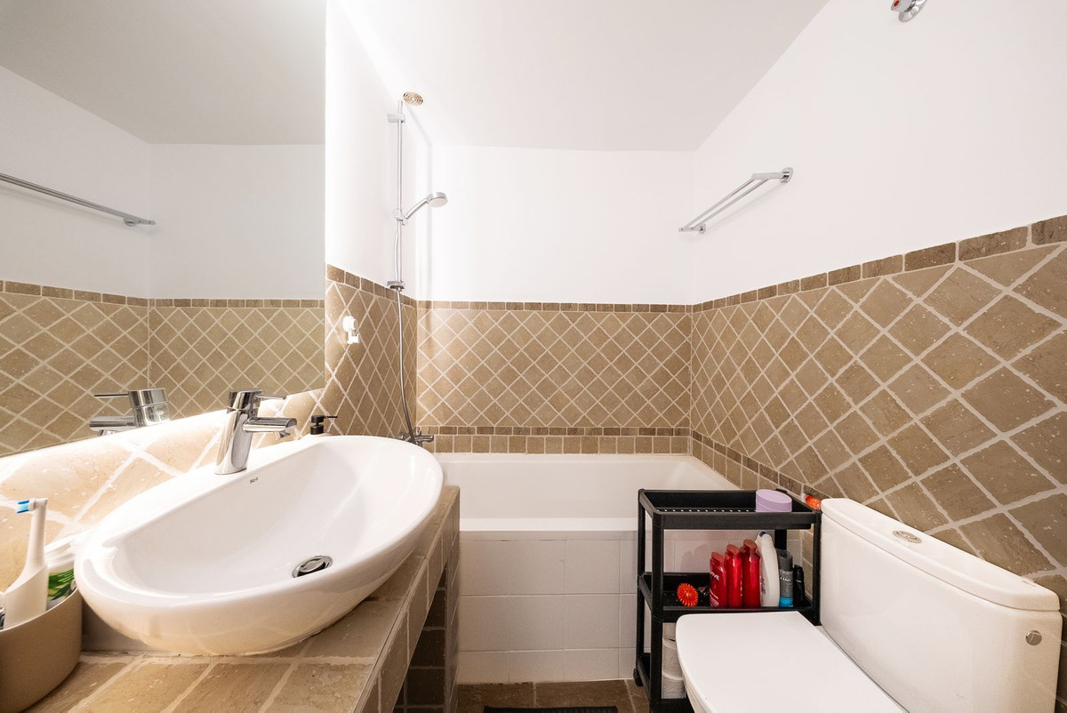 2-slaapkamer appartement in Selwo, Málaga in Selwo - foto 16