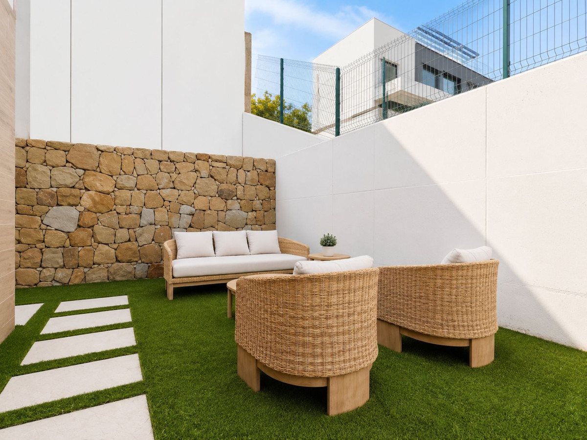 Drie-slaapkamer stadswoning in Serene Atalaya in Atalaya - foto 12