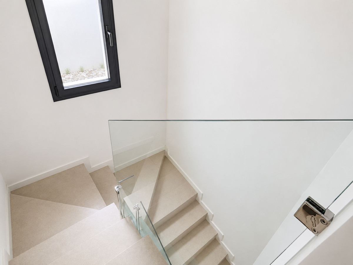 Drie-slaapkamer stadswoning in Serene Atalaya in Atalaya - foto 13