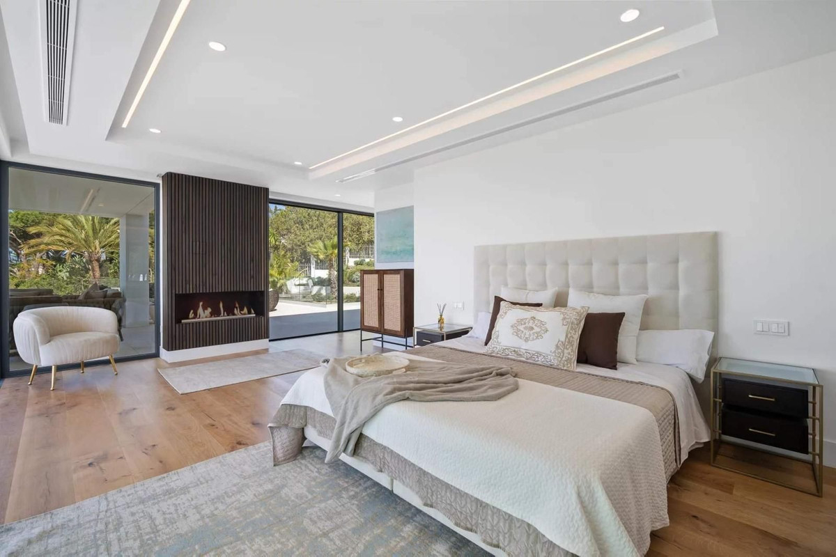 Luxe villa Marbella met 4 slaapkamers en panoramisch zeezicht in Marbella - foto 10