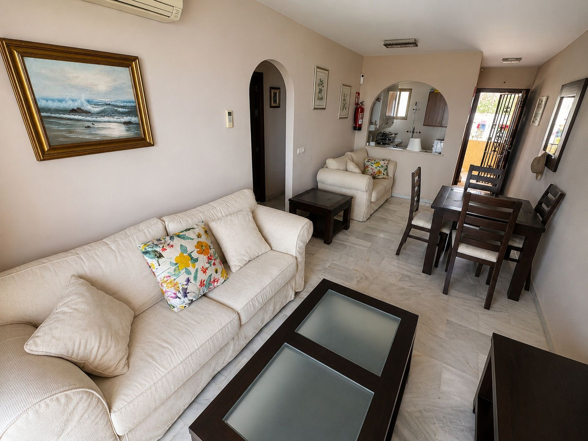 Twee-slaapkamerappartement in El Faro in El Faro - foto 6