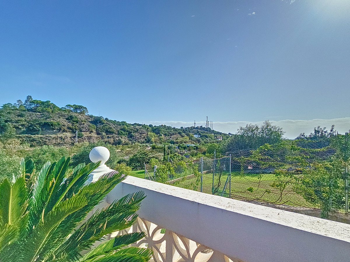 Finca met 3 slaapkamers in El Padron (Estepona-Oost) in El Padron - foto 7
