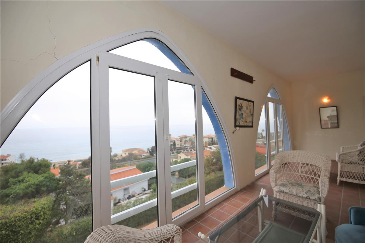 Villa met zeezicht en 4 slaapkamers in Estepona in Estepona - foto 18