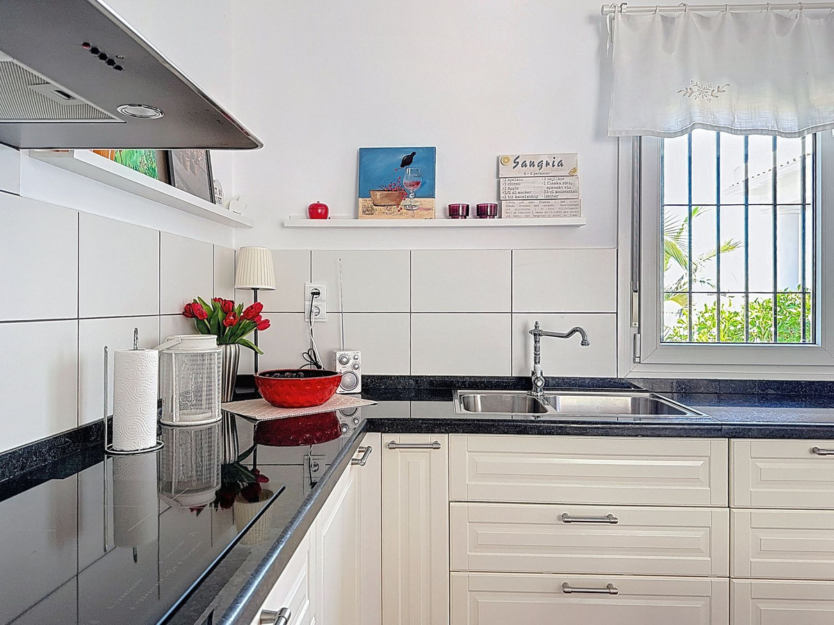 Villa met 4 slaapkamers in Alhaurín de la Torre in Alhaurín de la Torre - foto 12