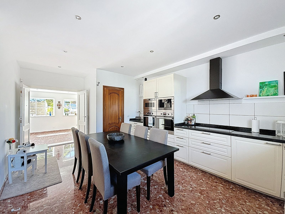 Villa met 4 slaapkamers in Alhaurín de la Torre in Alhaurín de la Torre - foto 10
