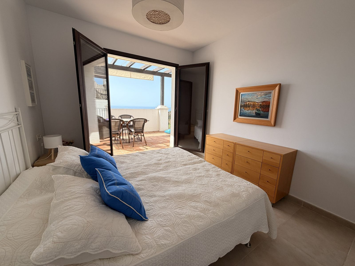 Duplex penthouse met 2 slaapkamers in Altos de los Monteros, Marbella in Los Monteros - foto 8