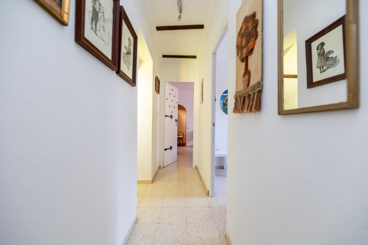 Finca met 5 slaapkamers in Cuevas De San Marcos in Cuevas De San Marcos - foto 12